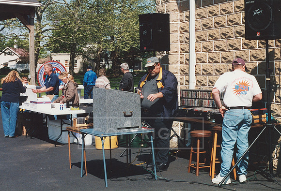 YCRC Car Show YCRC Clubhouse 2002 (14)