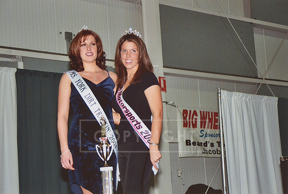 Ms York Dirt Trackin 2004 Lynne Bruyn and Ms Motorsports Cara Foss