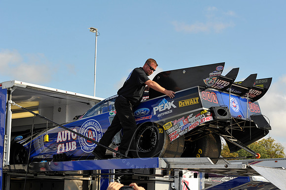 MG_10-3-14_LLC_NHRA-13