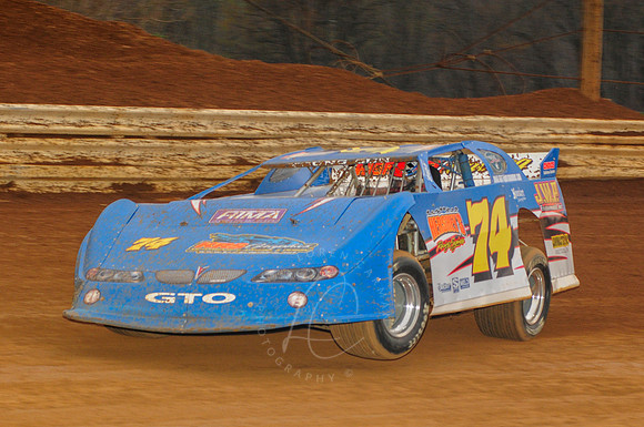 _D305742