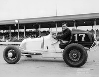 #17 Earl Johns