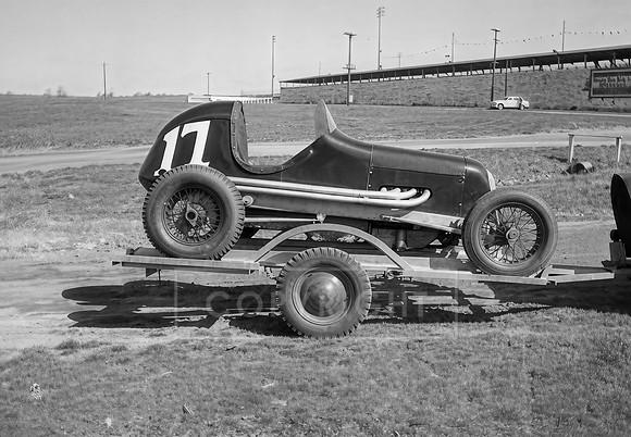 #17 Buster Keller Williams Grove