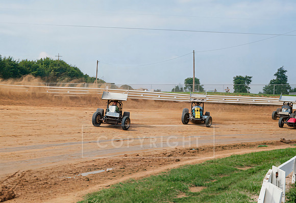 Sprint Car Action at Wiiliams Grove (5)