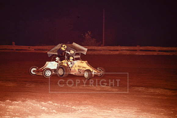 #2 Steve Siegel and #77 Gary Suchy Wreck at Susquehanna-7