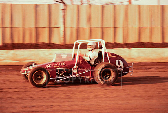 #9 Sheldon Kinser at Reading-2