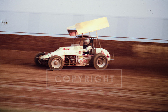 #11 Steve Kinser at Penn National-6 (4)