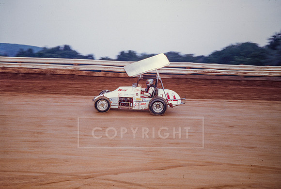 #11 Steve Kinser at Lincoln-6