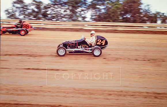 #24 Unknown Midget WGOT at Williams Grove-8 (2)