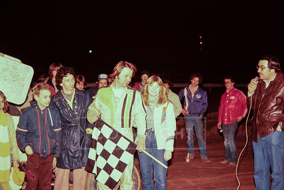 #28 Dub May Winner and Daughter at Lincoln-1