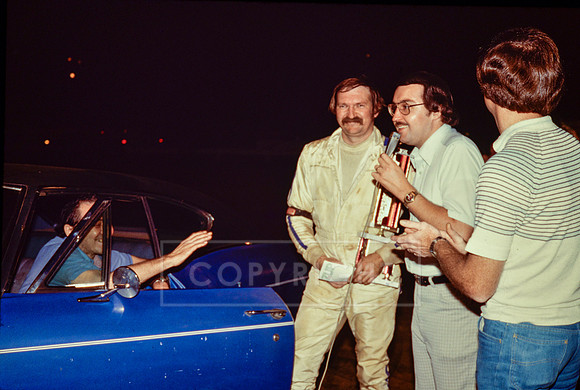 Bobby Weaver Get the Trophy at Lincoln-8