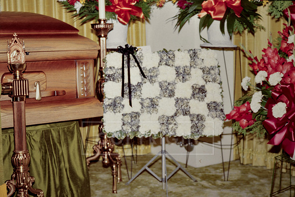 John Draucker Flowers at Funeral Home-7 (4)