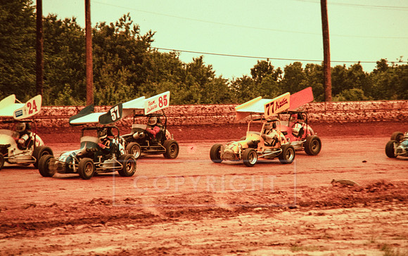 Midget Action at Bridgeport-5