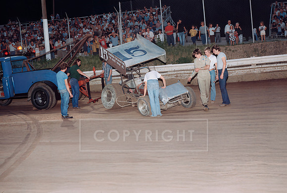 #15 Steve Stambaugh Wreck at Lincoln-4 (2)