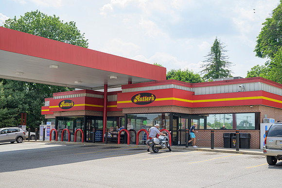 2 Broad Street Rutter's _Z993735