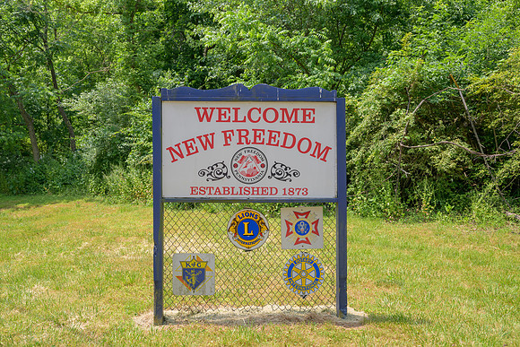 Borough Sign - Old _Z993315