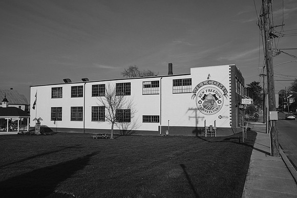 7 East Main Street Marlins Automotive _Z993308-2