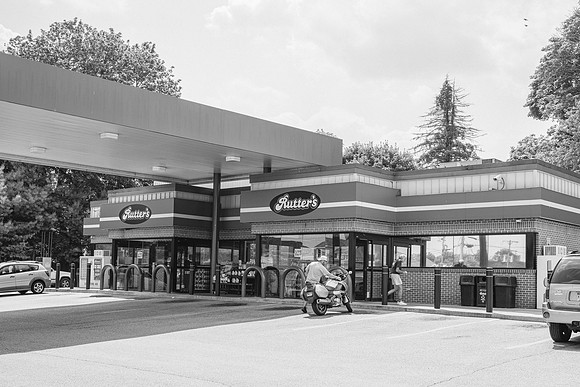 2 Broad Street Rutter's _Z993735-2