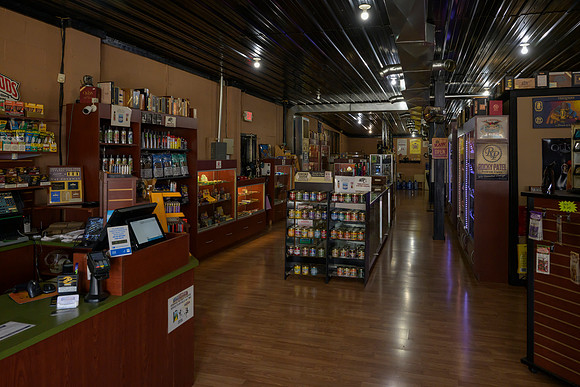 20 East Franklin Street Freedom Cigar & Tobacco _Z994182