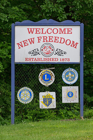 Borough Sign - Old _Z993124