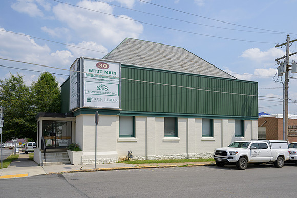 30 West Main Street _Z993741