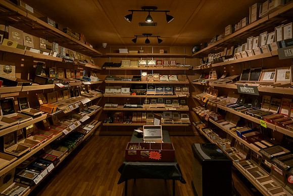 20 East Franklin Street Freedom Cigar & Tobacco _Z994185