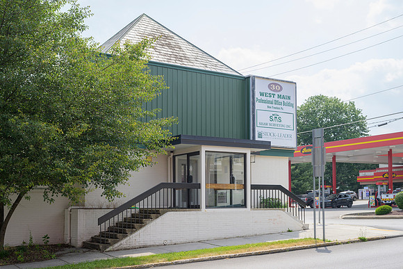 30 West Main Street _Z993774