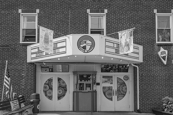 28 E Franklin Street Bonkeys Bonkeys _Z993263-2