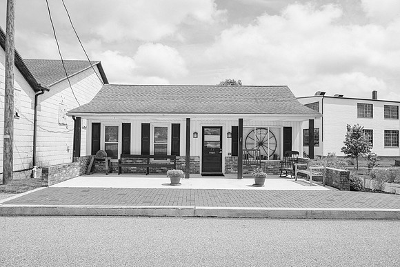 22 Railroad Avenue Heritage Museum _Z991479-2
