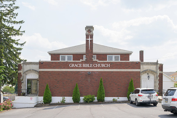 18 West Main Street Grace Bible Church _Z993753