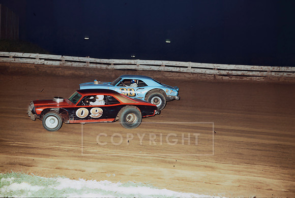 Late Model Action at Lincoln-4 (2)