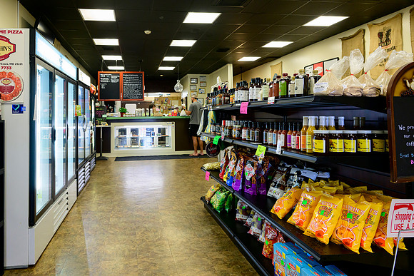 10 East Franklin Street New Freedom Coffee & Deli and New Freedom Roasting _Z995157
