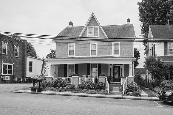 24 East Franklin Street _Z995164-2