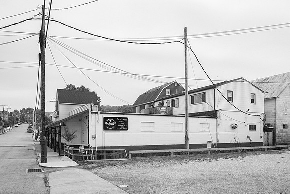 10 East Franklin Street New Freedom Coffee & Deli and New Freedom Roasting _Z995147-2