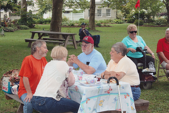 YCRC Club Picnic YCRC Clubhouse 2010 (9)