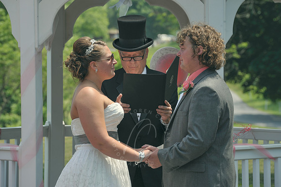 BORDEN_5-30-15_LLC_WED-20