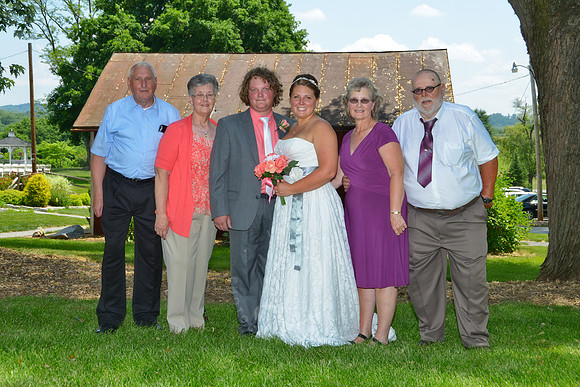 BORDEN_5-30-15_LLC_WED-28