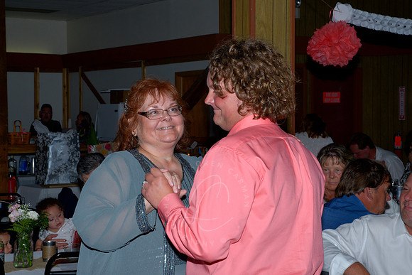 BORDEN_5-30-15_LLC_WED-41