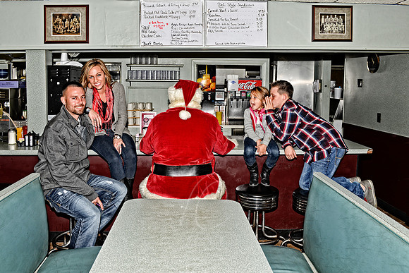 ASH_11-10-13_LLC_SANTA-10