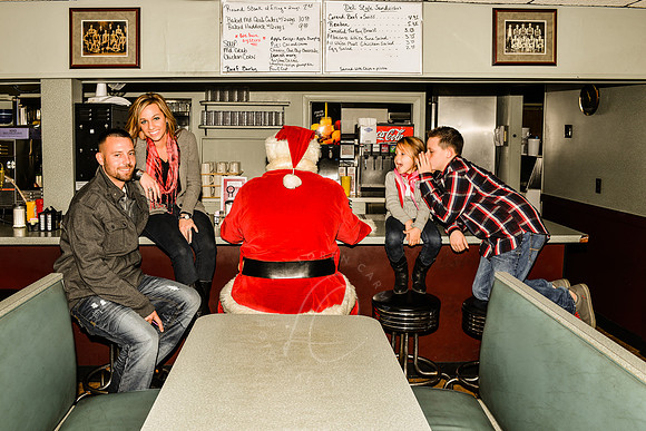 ASH_11-10-13_LLC_SANTA-11