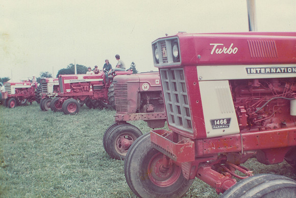 Plowing Contest (6)