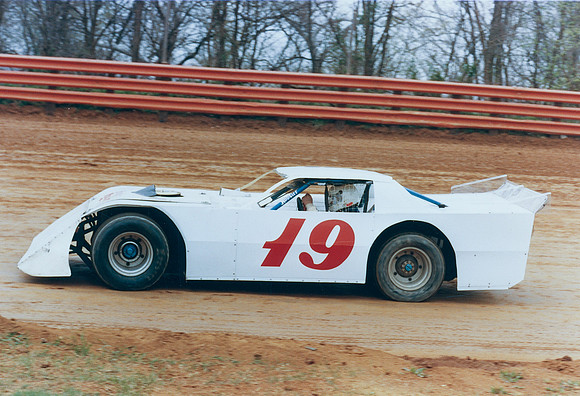 #19 Unknown LM 1986