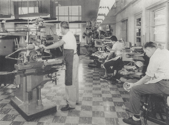 Crescent Industries - Engraving Dept-2