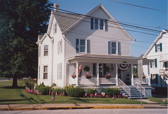 42 East Main Street - Walker House July 2007