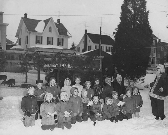 Children Carolers Santa and Deer-2