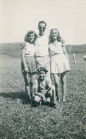 Ryer Family (?) (7)