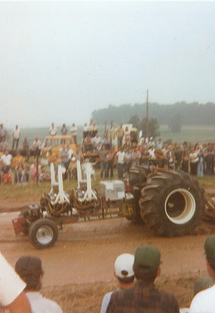 Tractor Pull on Ryer Farm August 1975 (8)