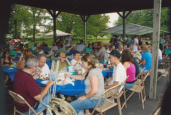 YCRC Club Picnic YCRC Clubhouse 8-7-11 (4)