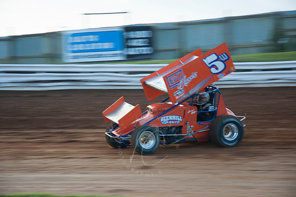 #5W Lucas Wolfe
