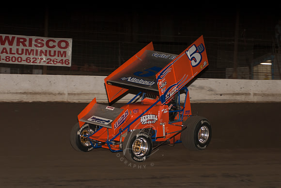 #5W Lucas Wolfe