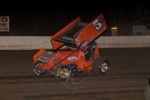 #5W Lucas Wolfe